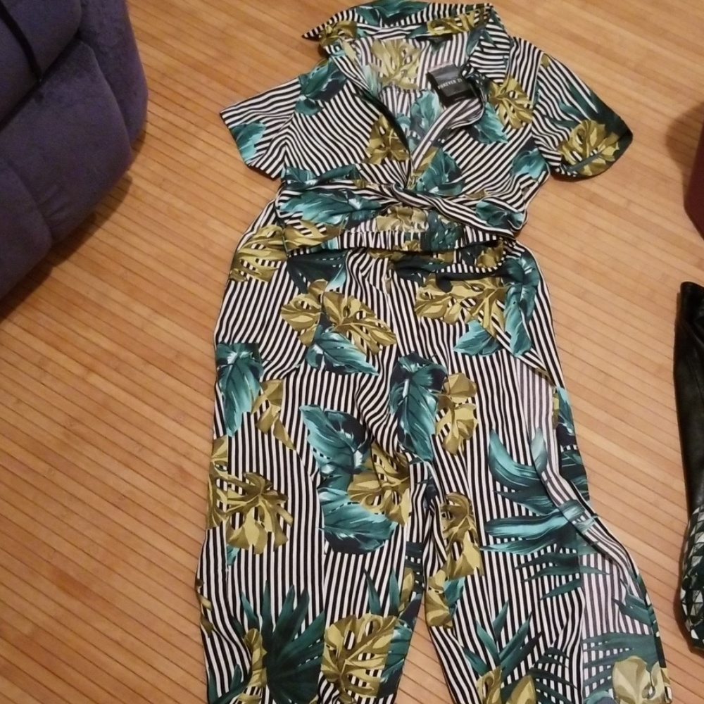 Monstera leaf stripes two piece set